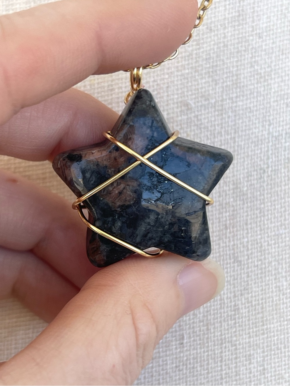 Madagascar Rhodonite Star Necklace Gold